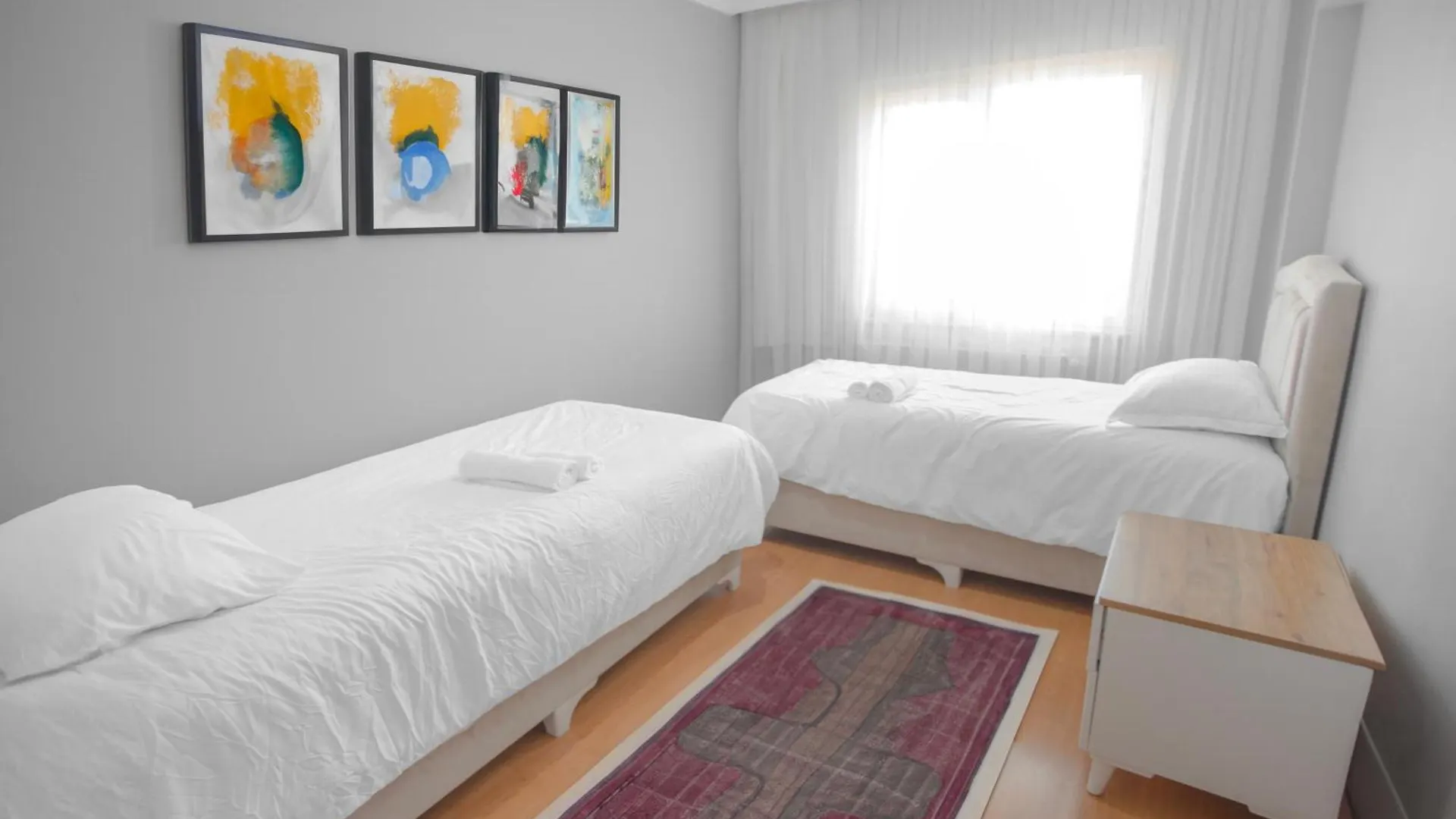 New Furniture, Zero Air Conditioning, Modern And Quiet 19 Istanbul Turkey
